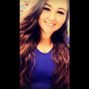 Meet your Posher, Alyssa